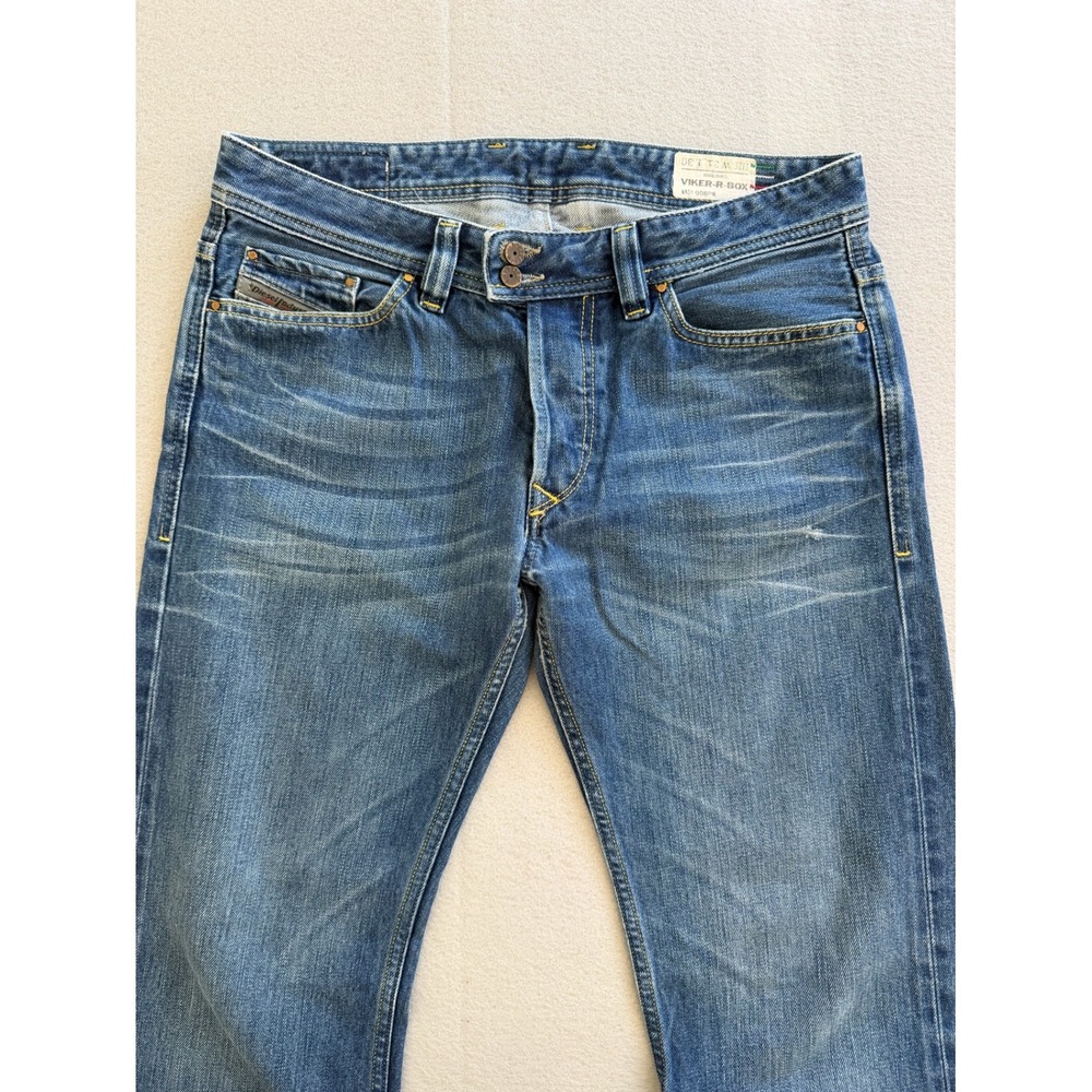 Diesel Viker-R-Box Jeans Mens 31x30 Straight Leg Blue Wash 008P8 Button Fly